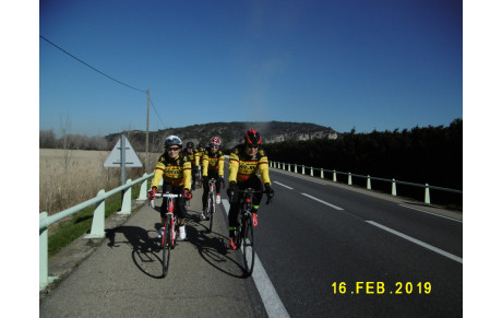 Jolie sortie dans le Gard de 130 kms , des Serrois au bord de la route du Tour de Provence 