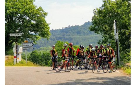 Sortie club 12 juin 2021 circuit au nord du Luberon  et le plateau de St Christol